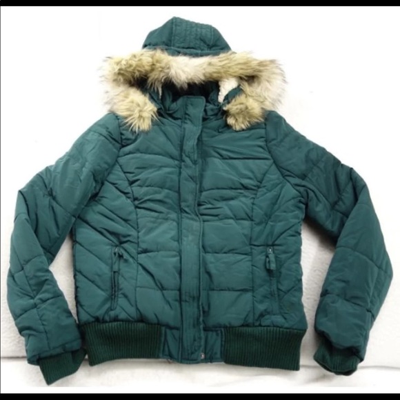 American Eagle Outfitter Green Puffer 